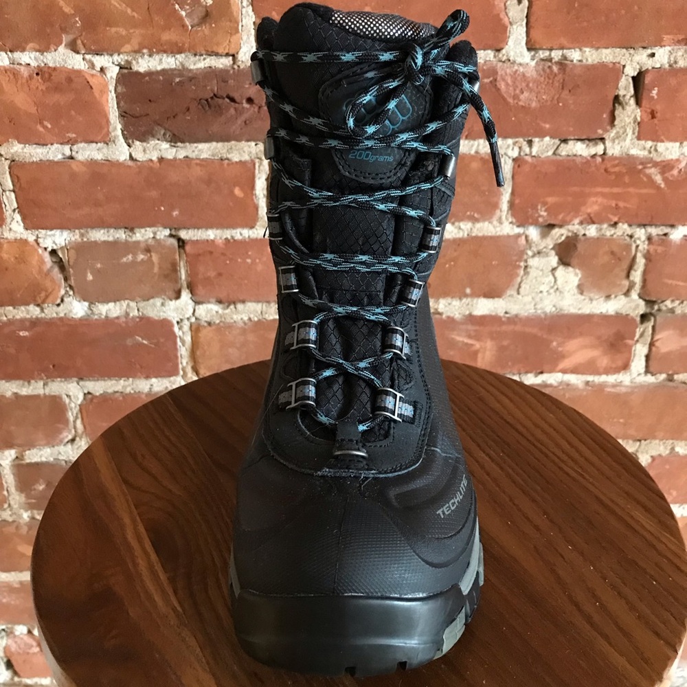 Warm and cute Columbia boots !